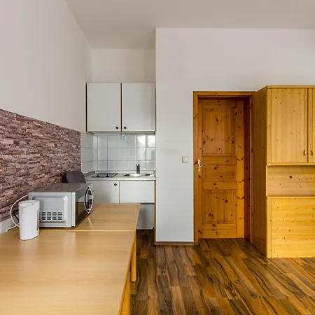 Lejlighed Apartmenthaus In Fuer Monteure