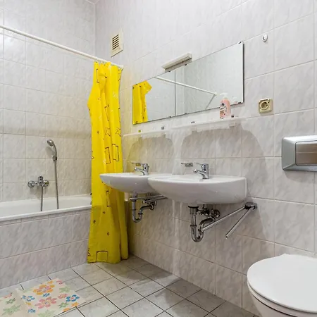 Apartmenthaus In Fuer Monteure *