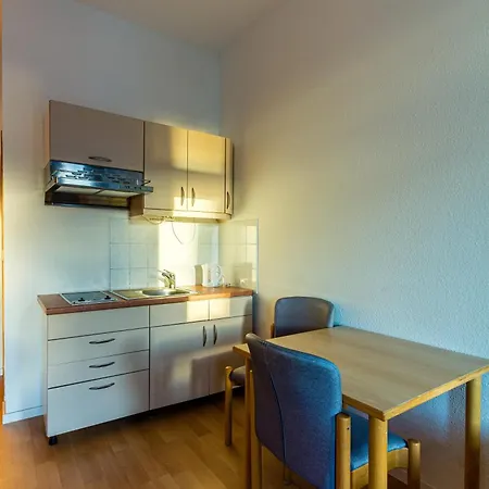 דירה Apartmenthaus In Fuer Monteure קמניץ