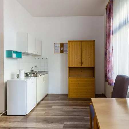 Apartmenthaus In Fuer Monteure * Chemnitz