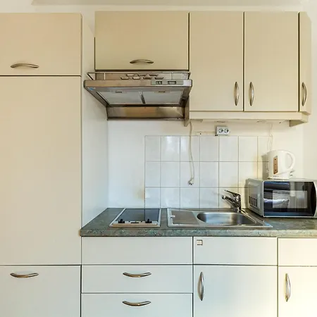 Apartmenthaus In Fuer Monteure דירה *