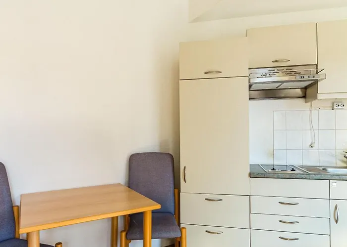 Apartmenthaus In Fuer Monteure アパート ケムニッツ