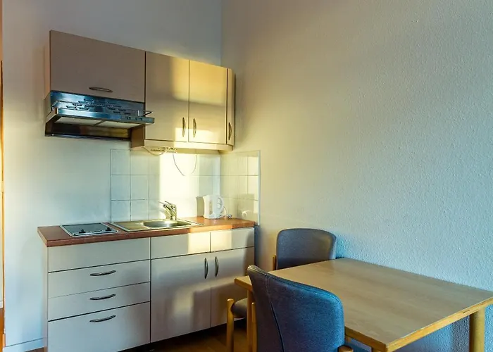 アパート Apartmenthaus In Fuer Monteure ケムニッツ