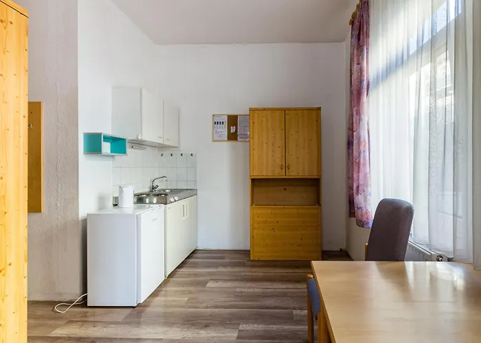 Apartmenthaus In Fuer Monteure * ケムニッツ