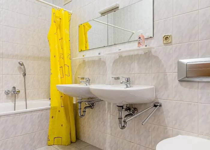 Apartmenthaus In Für Monteure * Chemnitz